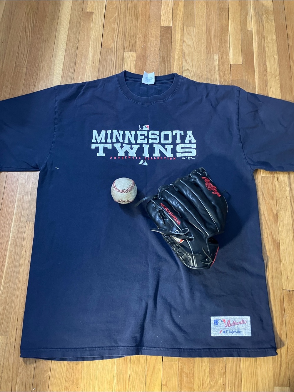 Vintage 2006 Minnesota Twins Majestic Navy Blue XL T-shirt